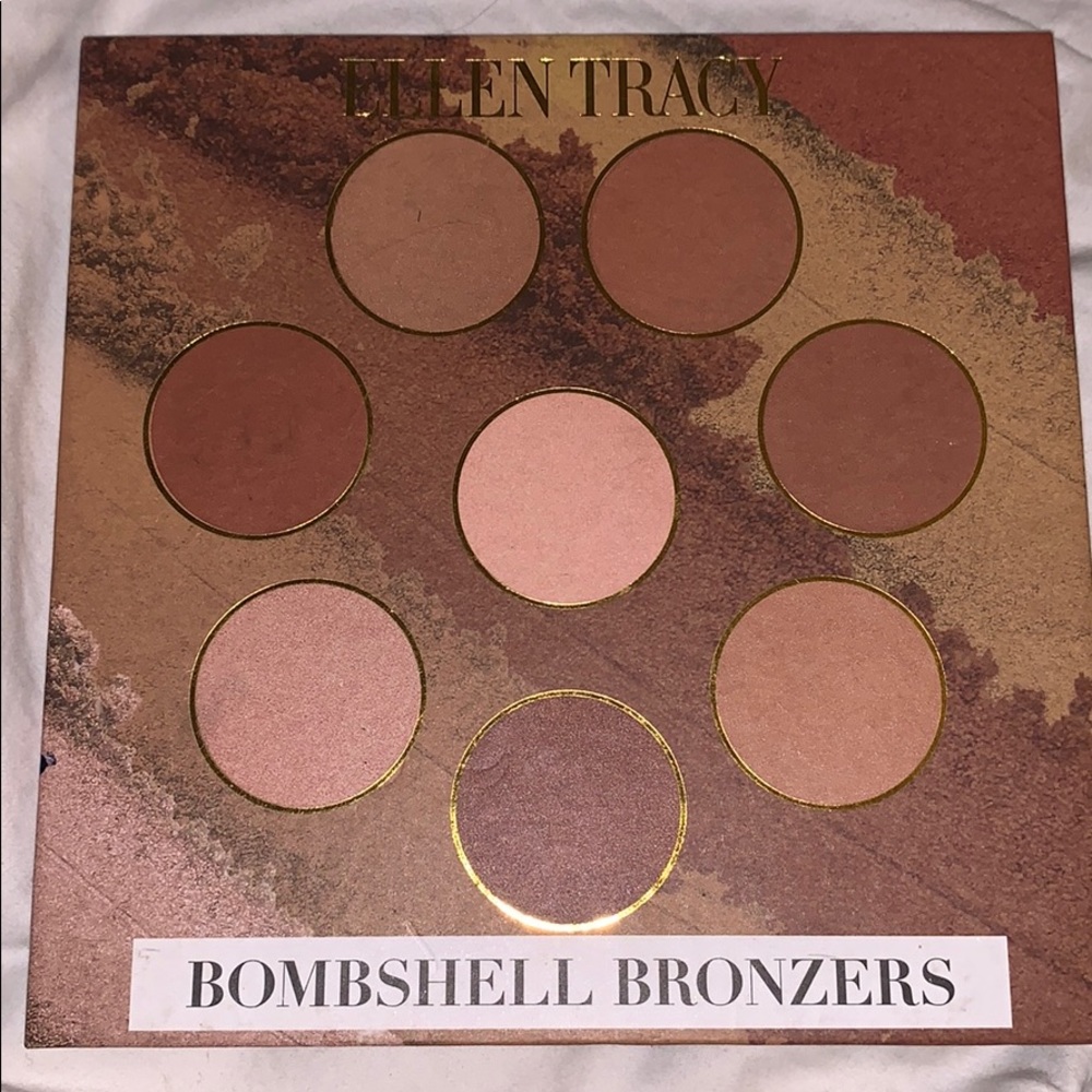 Bronzer palette